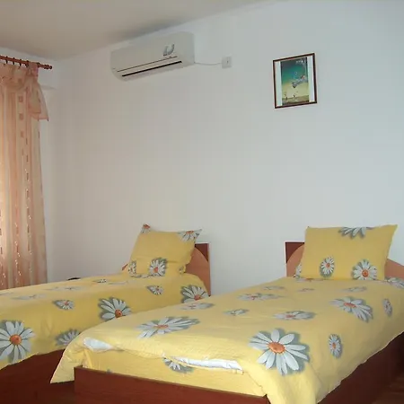Apartament In Lägenhet